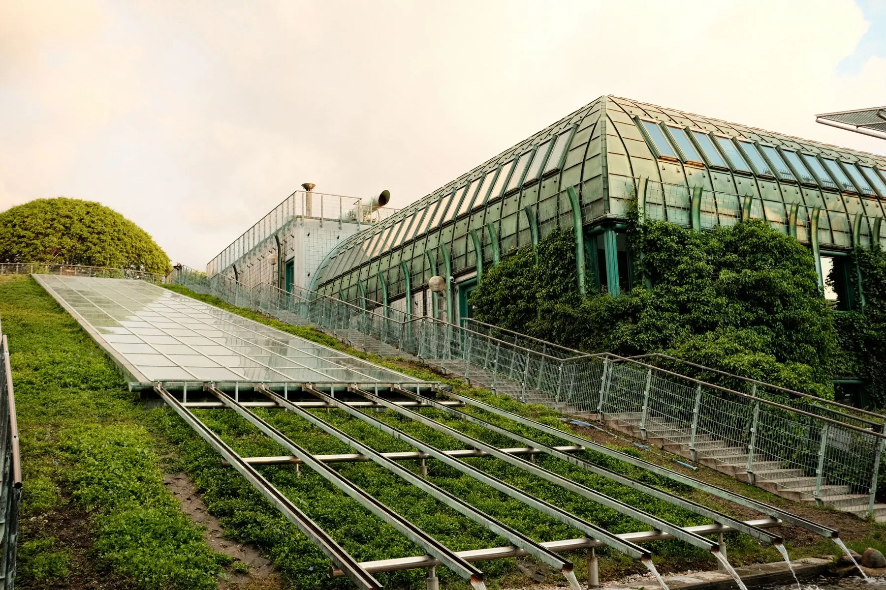 Eco-friendly building with integrated green roofing